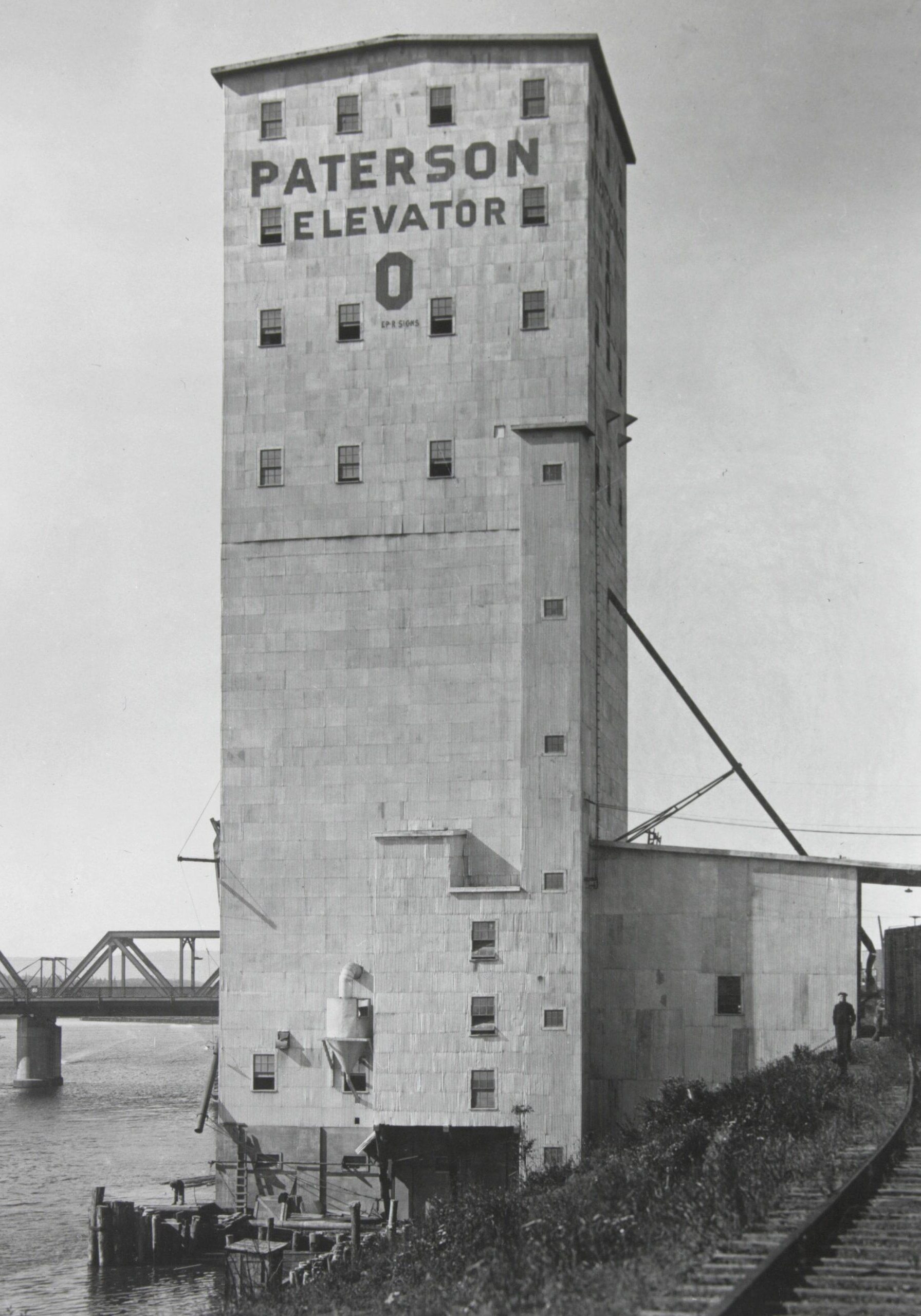 ELEVATOR O 1915 Paterson Archives 7909
